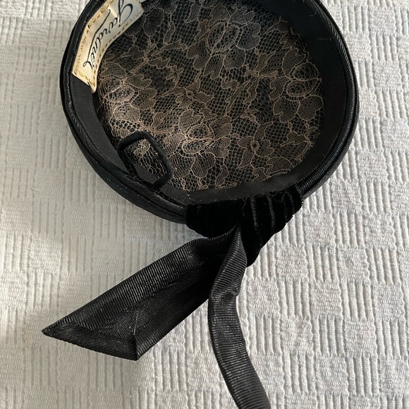 Gardner Black Peau de Soie & Velvet Vintage 40s Hat - Picture 4 of 7